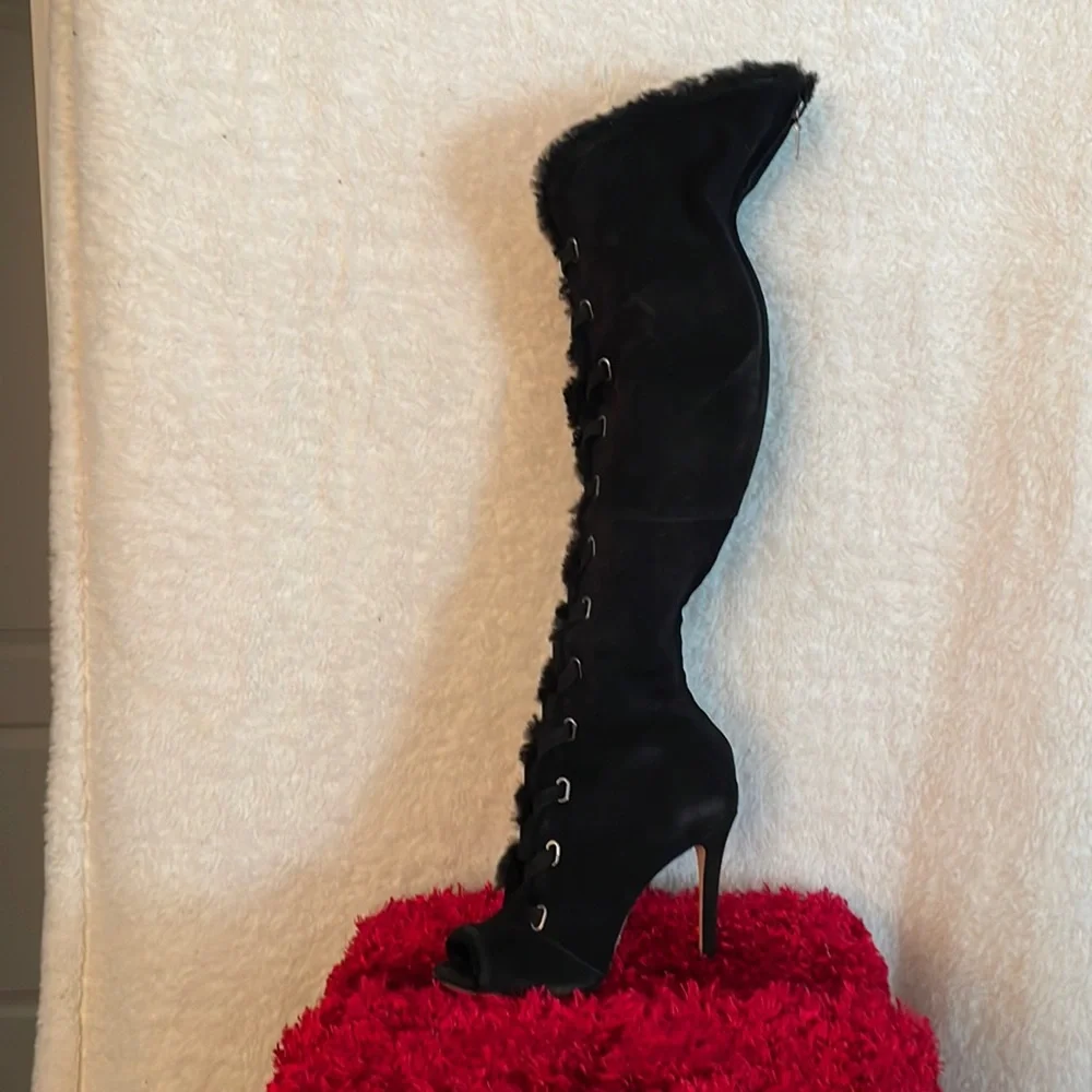 SCHULTZ. size 9B. High Style to the Knee. Black Boot - Picture 1 of 8